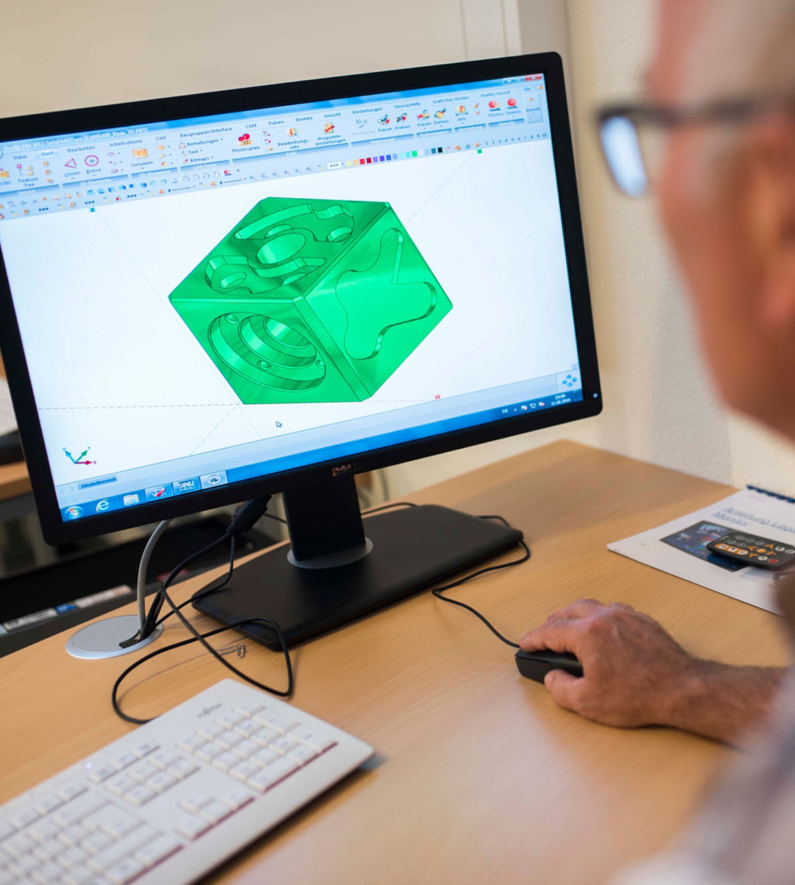 Forum Technik — CAD-Arbeit am Bildschirm in Diepholz