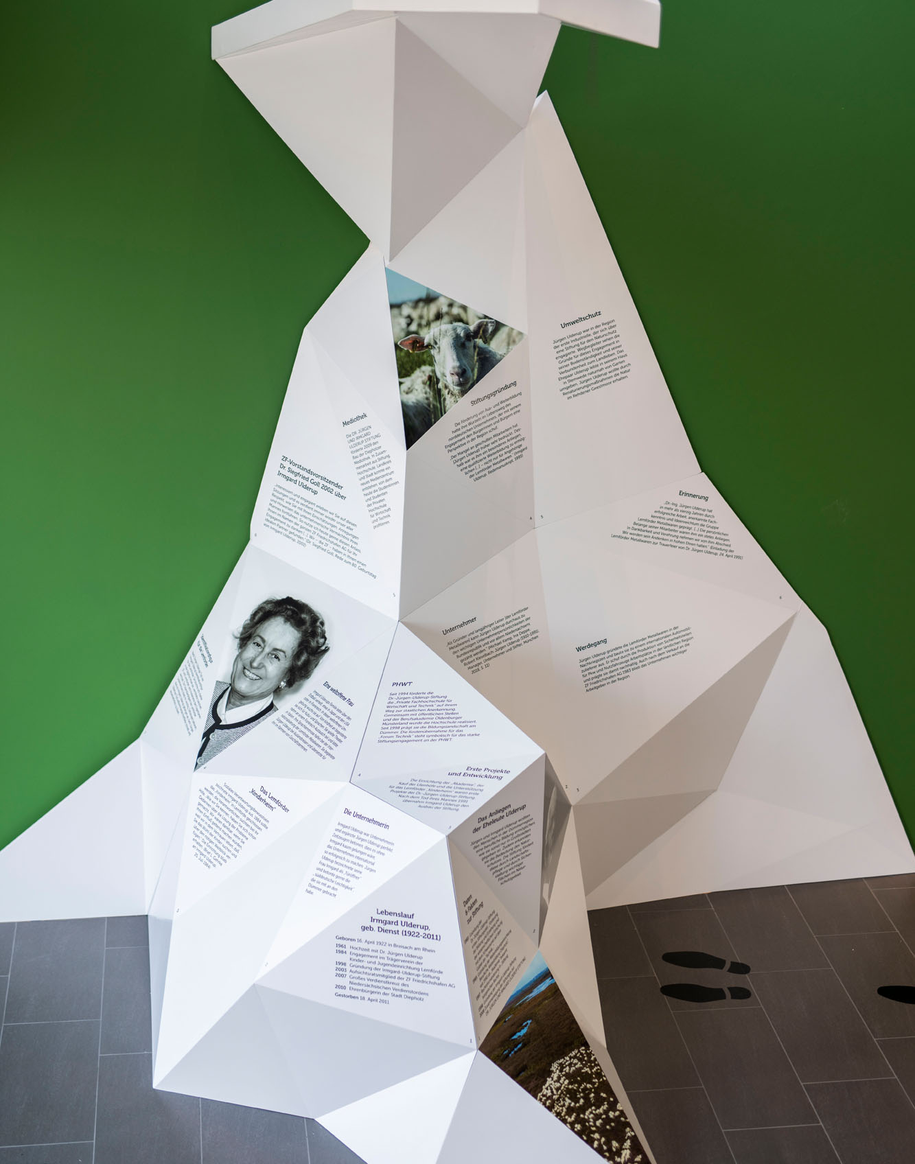 Ausstellung zur Geschichte der Stiftung im Stiftungsforum